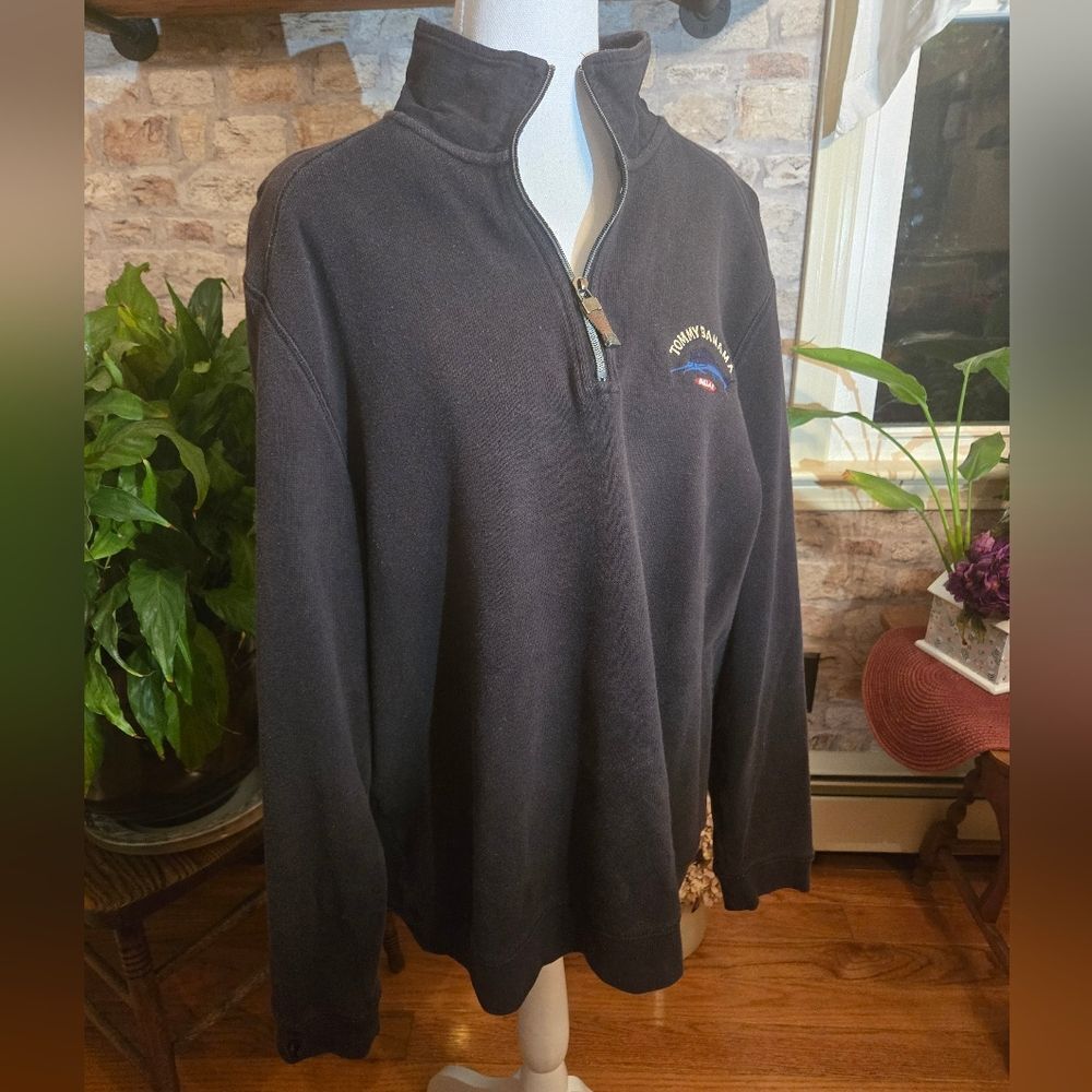 Tommy Bahama Black Crewneck Sweater Size L